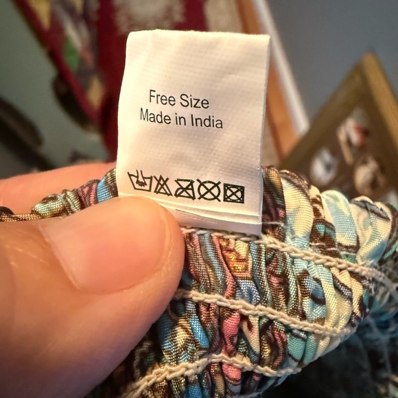 High Low Ruffled Art Silk Skirt One Size Elasticized Waistband W/ Gold Accents - Picture 7 of 7